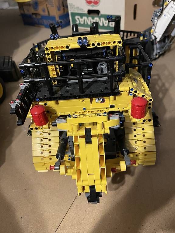 Giocattoli: Lego Technik Bulldozer  – Usato da Lengnau BE venduto da phi_ygb5 2