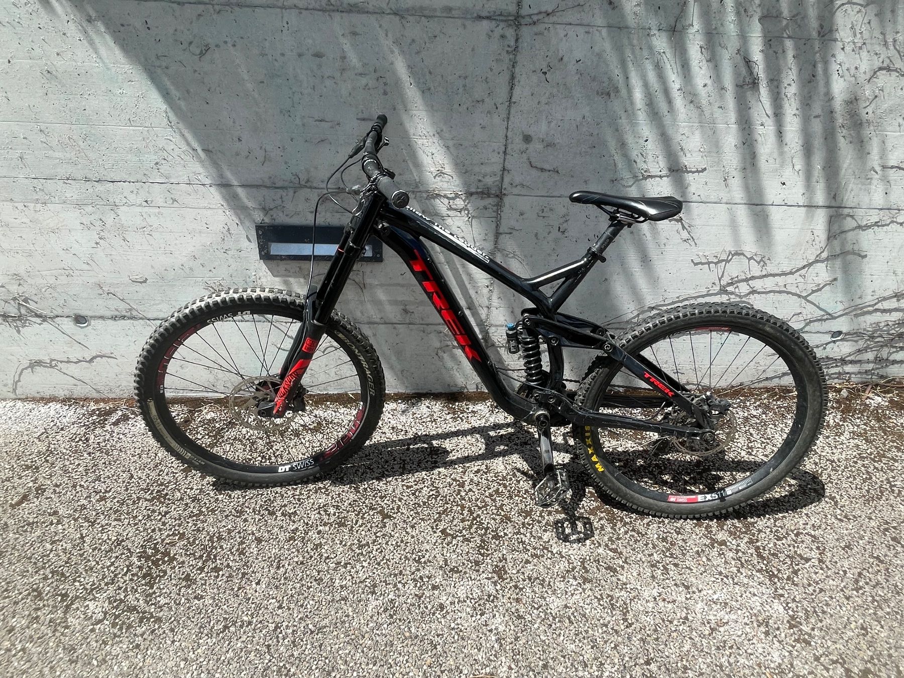 Trek Velos: Trek Session 88 Downhill Bike – Gebraucht aus Zürich von quige21 4