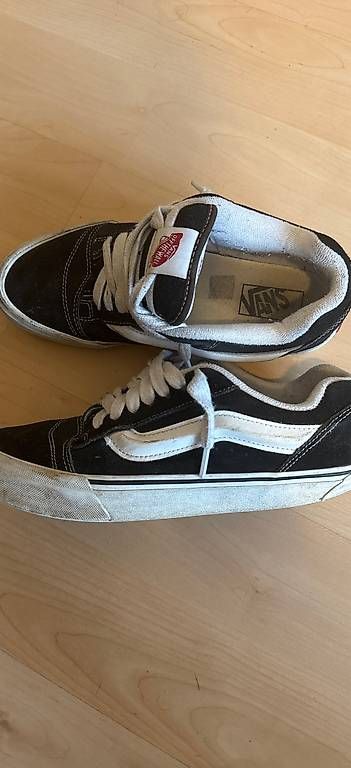 Vans Scarpe da uomo: Vans num 39 Uk 6 – Usato da Adliswil venduto da DutyOfficer 1