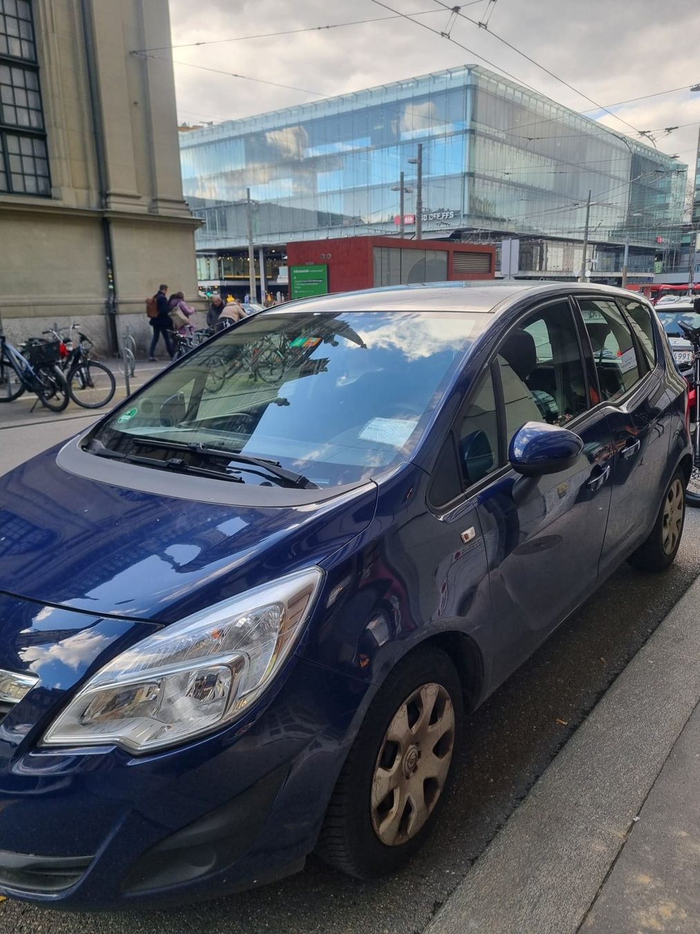 Opel Autos: Opel Meriva, Blau, JG 2011,  ab MFK – Gebraucht aus Weissenburg von STMA09 1