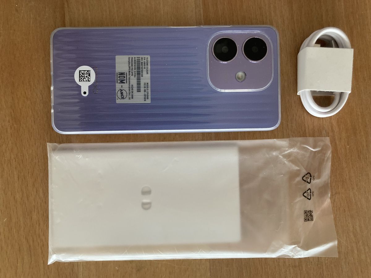 Oppo Telefoni cellulari / Smartphones: OPPO A40 new ! Only usb cable – Usato da St. Gallen venduto da Parrotb 1