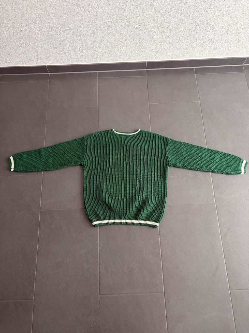 C&A Maglioni & Felpe: C&A Pulli, Strickoptik, grün, Gr. 146/152 – Usato da Beinwil am See venduto da den_p9db 1