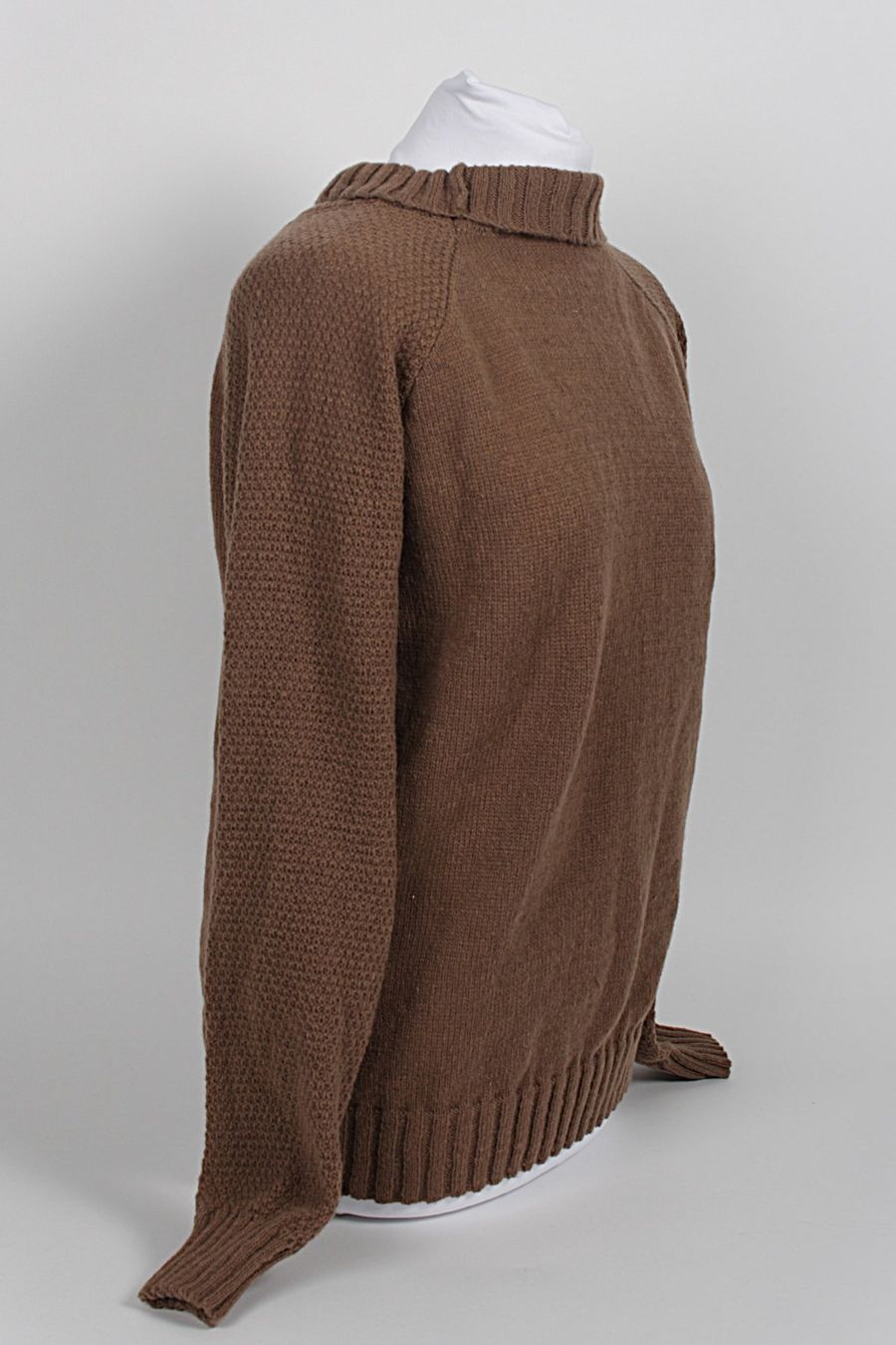 Maglioni & Felpe: Rollkragen Pullover braun – Usato da Zollikofen venduto da Restwert_Zollikofen 1