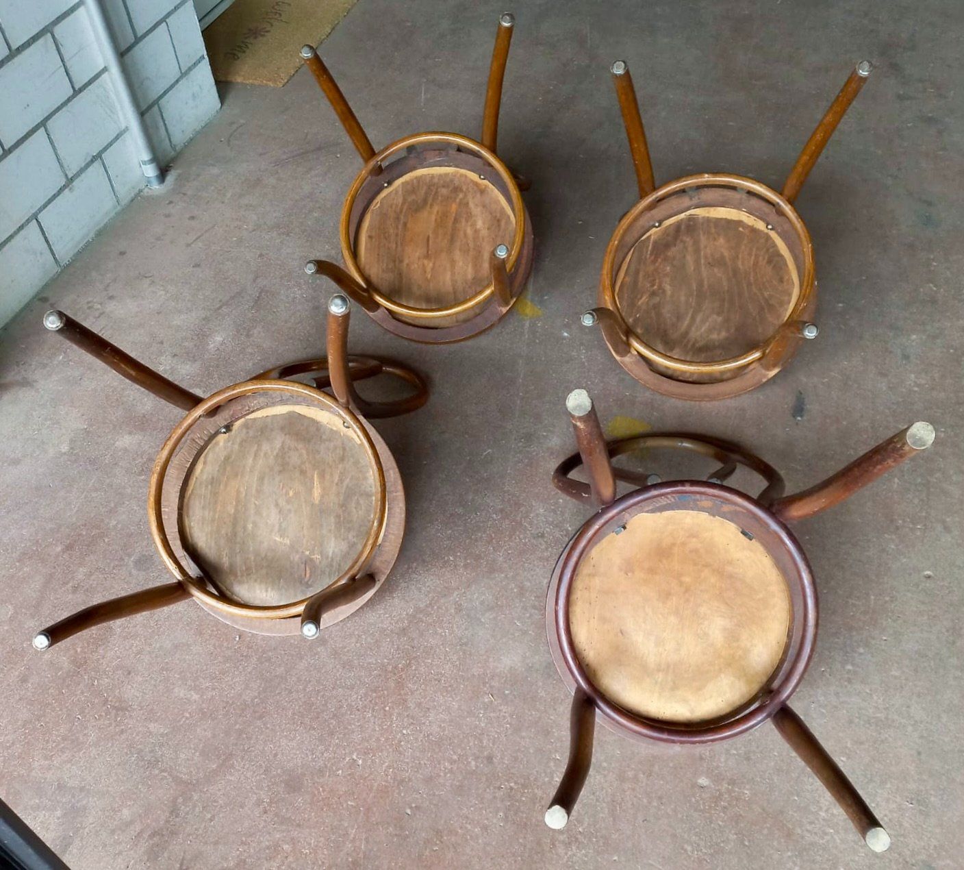 Horgen Glarus Chaises: 4 Bugholzstühle Jugendstil Horgen Glarus u. a. – D'occasion à Burgdorf par glasrabe01 4