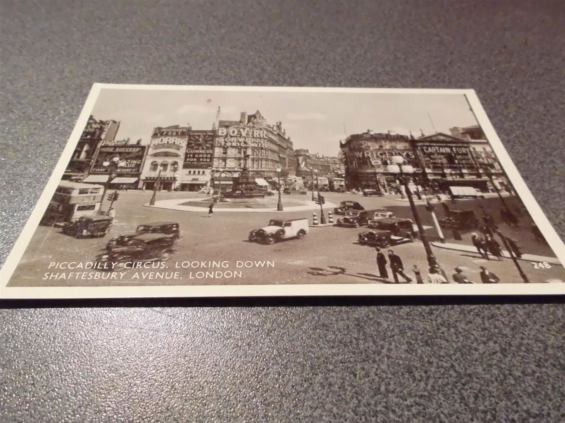 Cartoline postali: Ansichtskarte Piccadilly Circus (Nr. 2) – Usato da Zürich venduto da abraxas1291