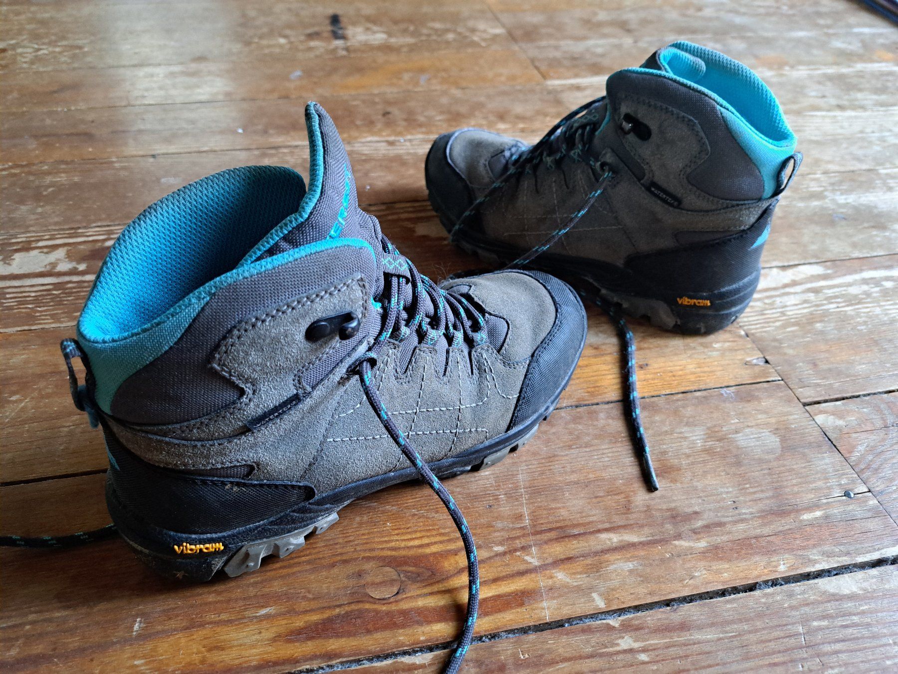 Everest Schuhe für Jungen: Everest Wanderschuhe Gr.35 – Gebraucht aus Winterthur von Zuffel 1