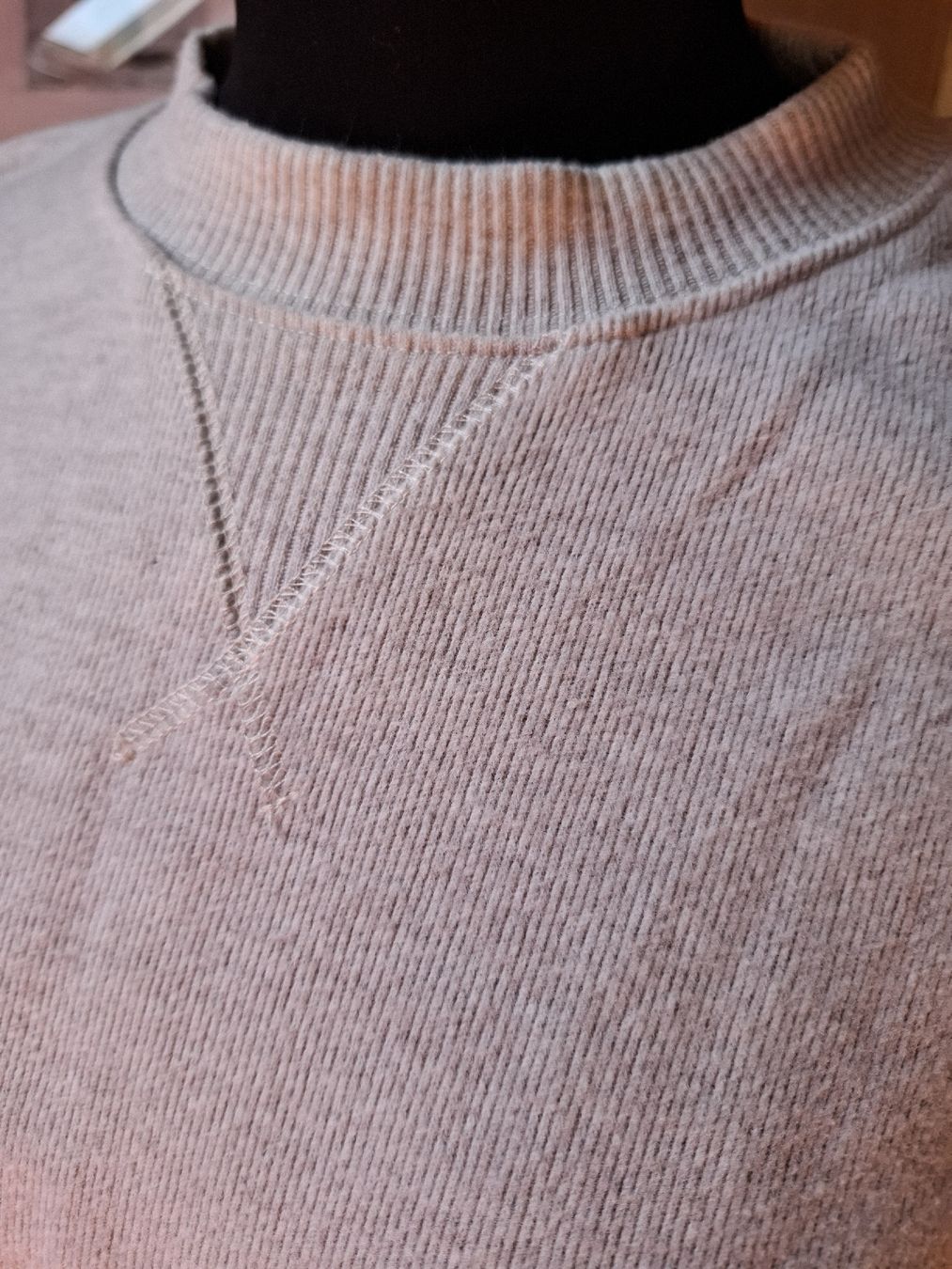 Maglioni & Felpe: Oversize Sweatshirt Gr. M Crop Schnitt Hellgrau Basic 6000 – Usato da Vinelz venduto da sonnenmond77 2