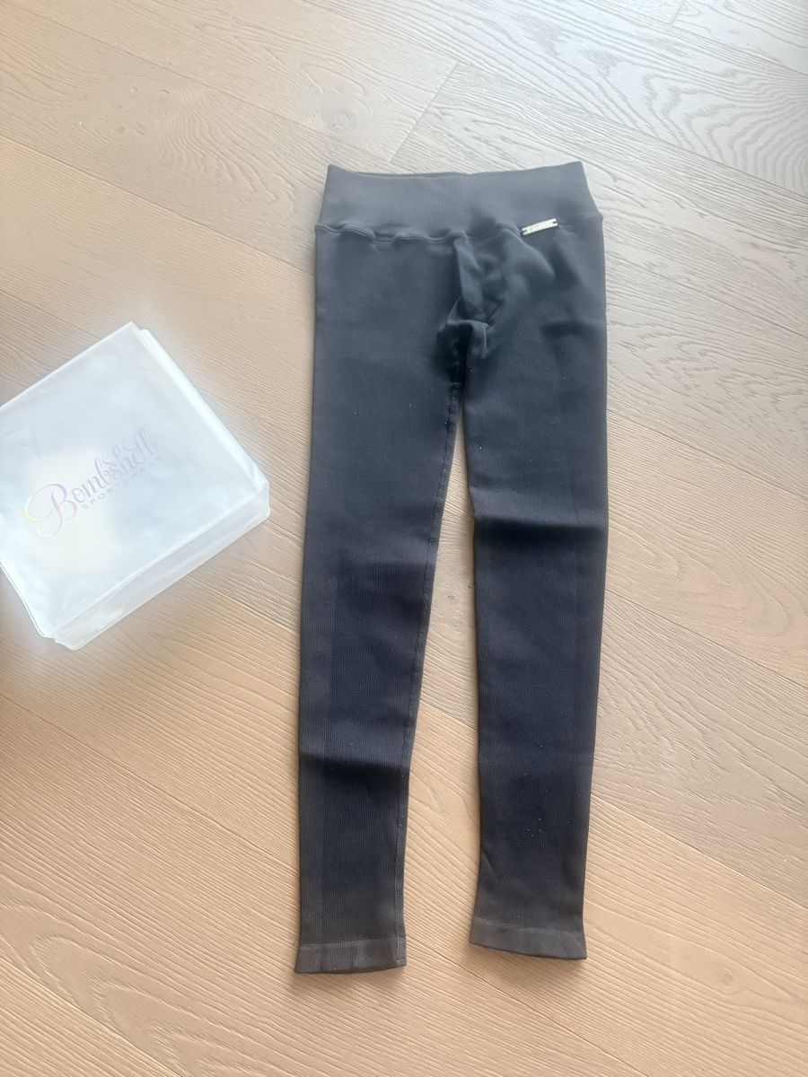 Leggings: Bombshell leggings  – Neuf (Voir description) à Melide par Nikola-123 1