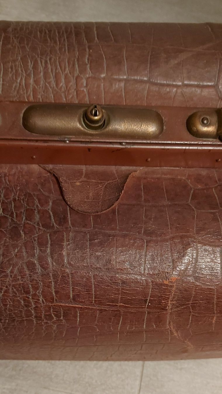 Borse: Mallette Sac de médecin ancien – Usato da moudon venduto da jaunejaunelapinjaune 1