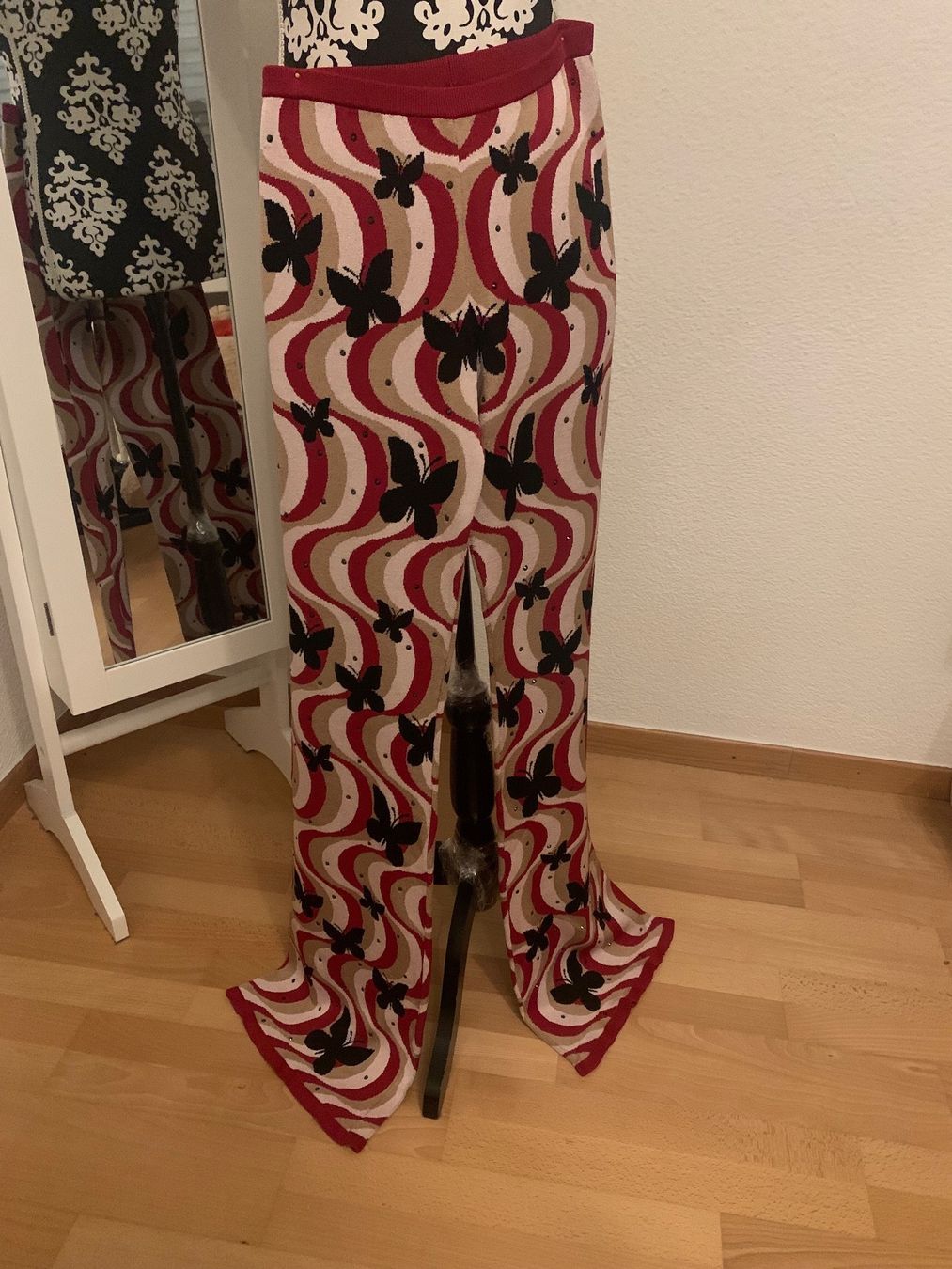 Pantaloni: Hose Alessandra Rich – Nuovo (secondo la descrizione) da Fällanden venduto da ekaterinatheissl 2