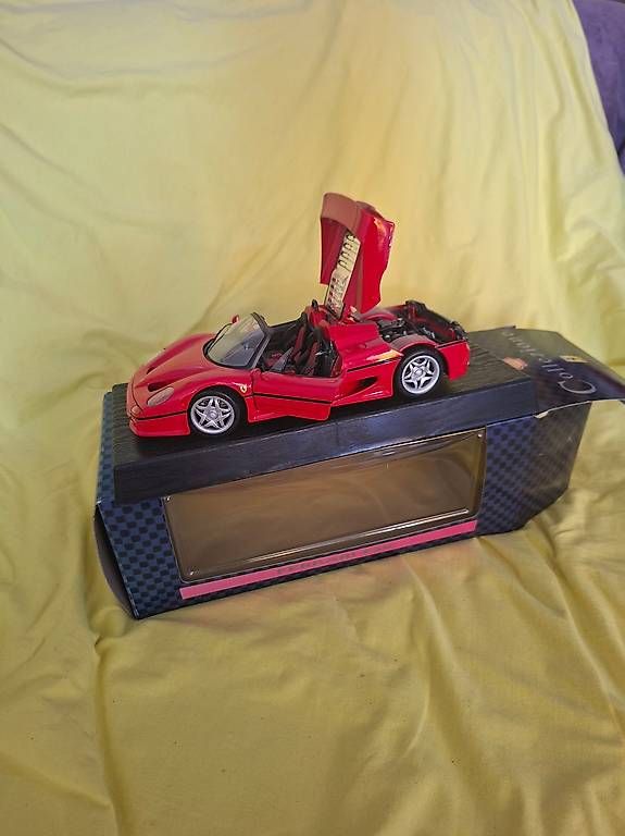 Modellini d'auto: Ferrari F 50 Spyder in Rot – Usato da Kreuzlingen venduto da Knobi56