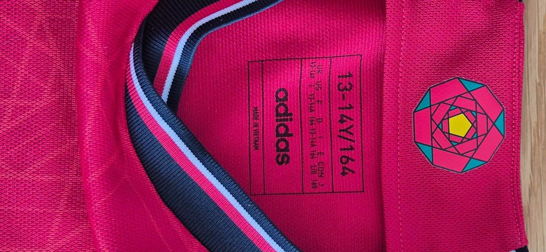 Adidas Scarpe, pantaloni & magliette da ginnastica: Maillot foot – Usato da Lausanne venduto da malimar3 1