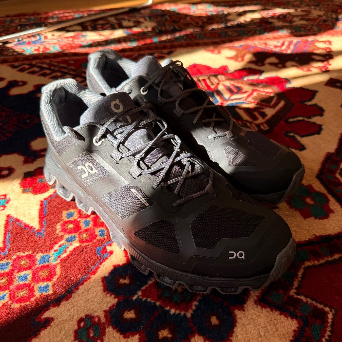 On Herrenschuhe: On Cloudrock Low Waterproof – Gebraucht aus Zürich von mdr. 2