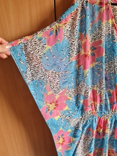 Kleider: Blumiges Strandkleid Gr. 40 /42 Neu – Neu (gemäss Beschreibung) aus Döttingen von Verkauf 3