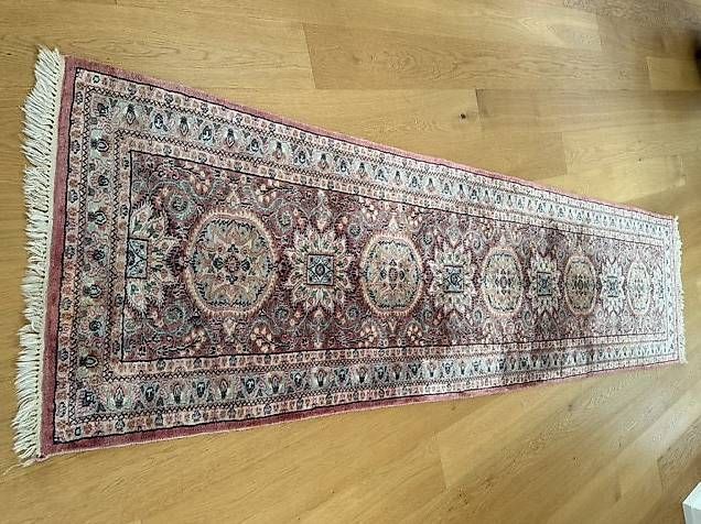 Teppiche: Wunderschöner Teppich aus Seide – Gebraucht aus Schattdorf von Brunokarls