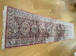 Wunderschöner Teppich aus Seide