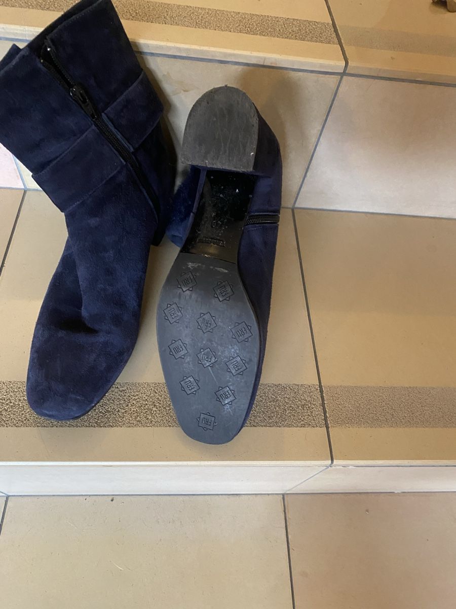 Scarpe da donna: Wildleder Stiefeletten Gr. 40 – Usato da bern venduto da marion78 2