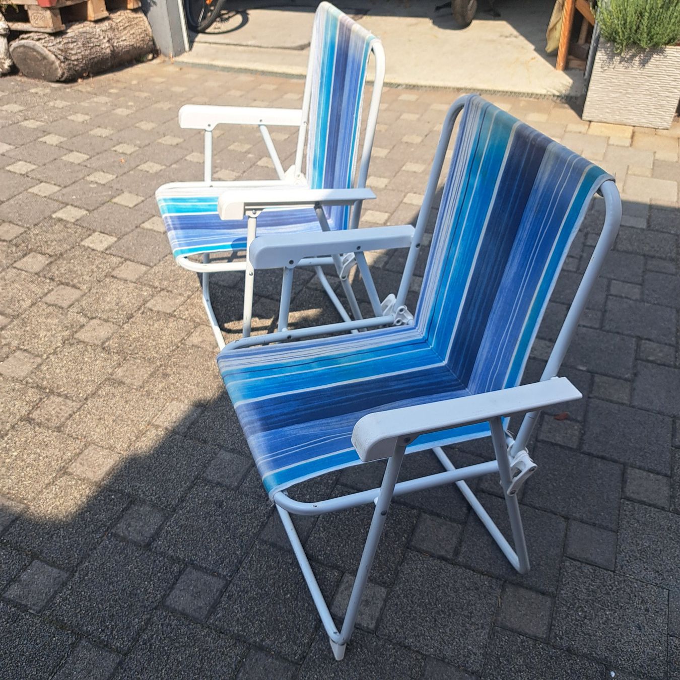 Sedie: klassische campingstuehle – Usato da Benzenschwil venduto da 007tinu