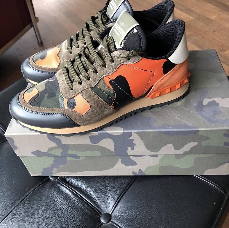 Herrenschuhe: Valentino Sneaker – Gebraucht aus Zürich von bryananthony