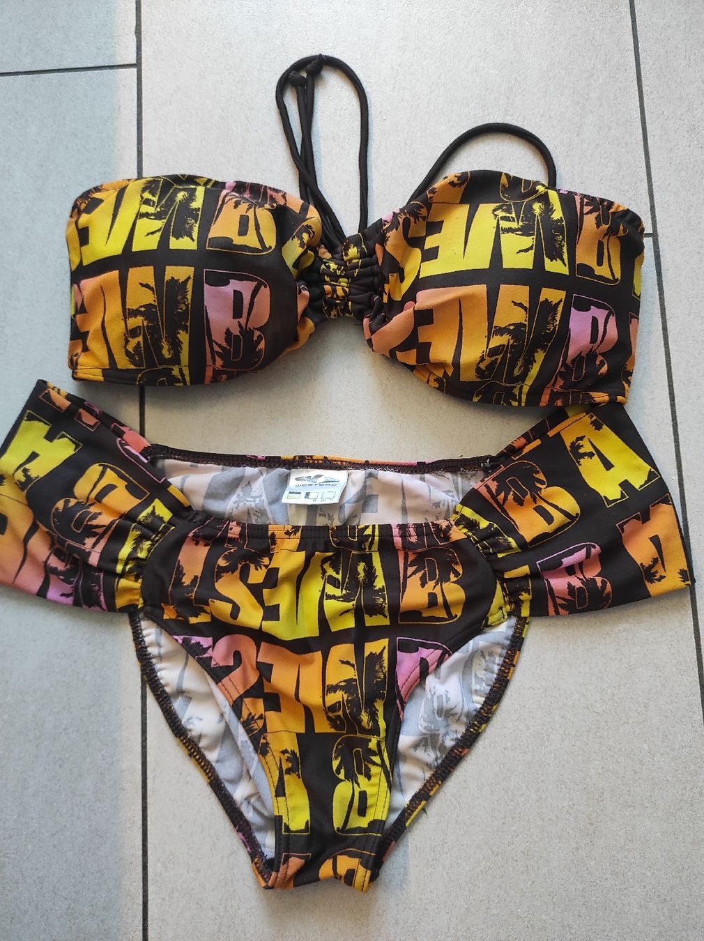 Badekleider & Bikinis: Bikini set ,gr 36 – Gebraucht aus Rupperswil von Tynna