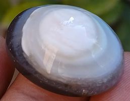 Cabochon L-4425 – Sulemani Hakik Auge Achat 28x21mm 53 Karat
