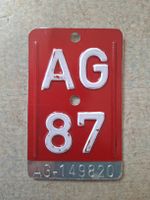 Alte Velonummer AG 87 rot weiss im Zustand gebraucht