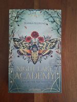 Night Lake Academy - Die Magie der Nachtfalter Bd. 1