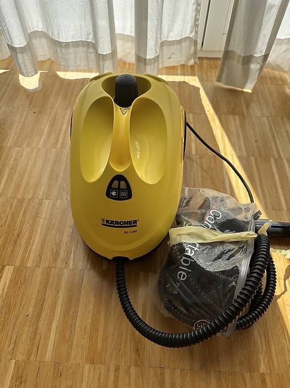 Pulitori a vapore: Kärcher Dampfreiniger sc 1.020 – Usato da Zürich venduto da apalbel