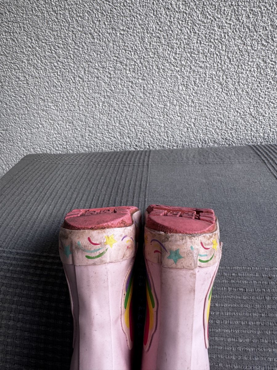 Schuhe für Jungen: Gummistiefel Kinder Einhorn – Gebraucht aus Bottenwil von lau_2pc6 2