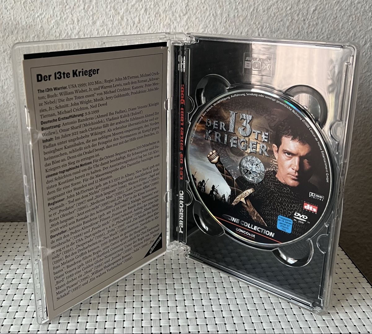 Tutti i DVDs: Der 13te Krieger - DVD – Usato da Flawil venduto da NiceT 2