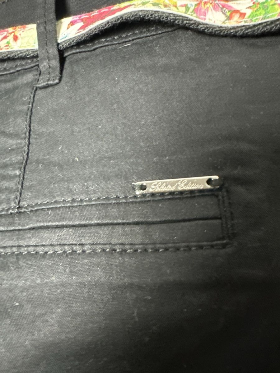 C&A Hosen: Shorts von C&A Größe 44 – Gebraucht aus Aarburg von Tonija 3