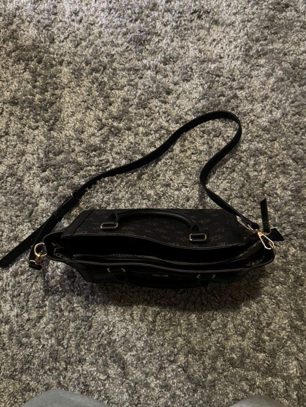 Borse da donna: Tasche Sale Catwalk – Usato da Neuenhof venduto da H.mot 1