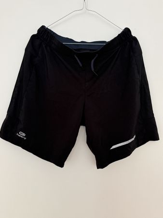 Laufhose Kalenji schwarz Grösse M guter Zustand