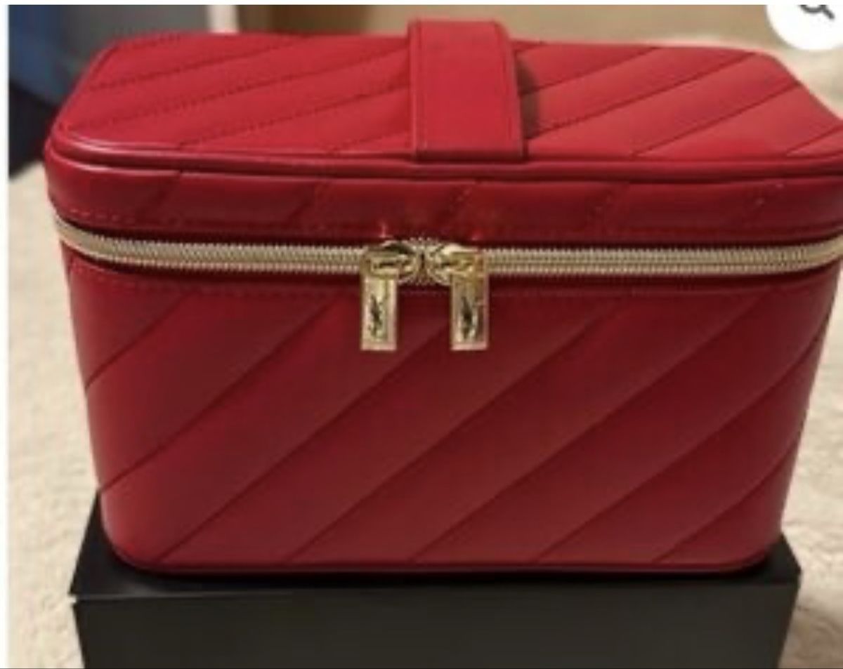Saint Laurent Borse da donna: Vanity YSL neuf – Nuovo e nell'imballaggio originale da Lausanne venduto da Meganelausanne