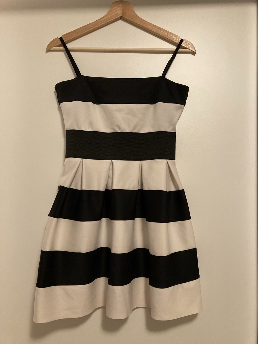Vestiti: Cocktail Kleid – Usato da Urtenen-Schönbühl venduto da alessibas