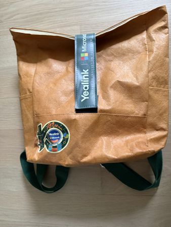 Trendiger Rucksack neu