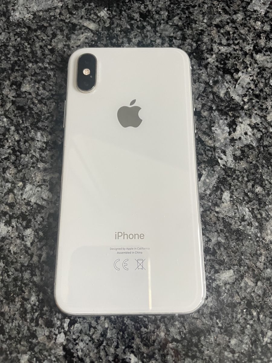 Apple Portables: iPhone XS 64GB – D'occasion à Sennwald par Pemasazi 2