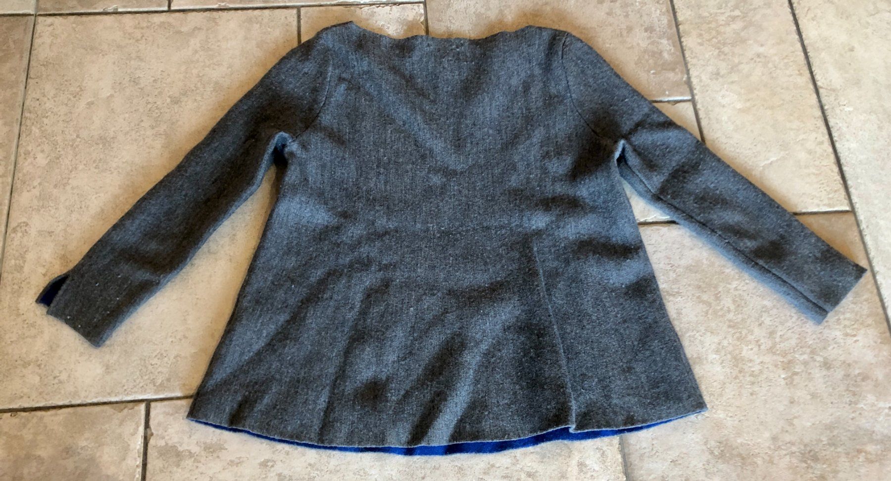 Cos Maglioni & Felpe: COS Pullover Grösse XS Grau – Usato da Saas-Grund venduto da rau_tn8j 1