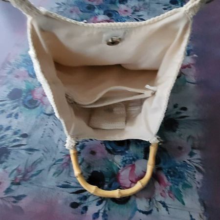 Beige Tasche