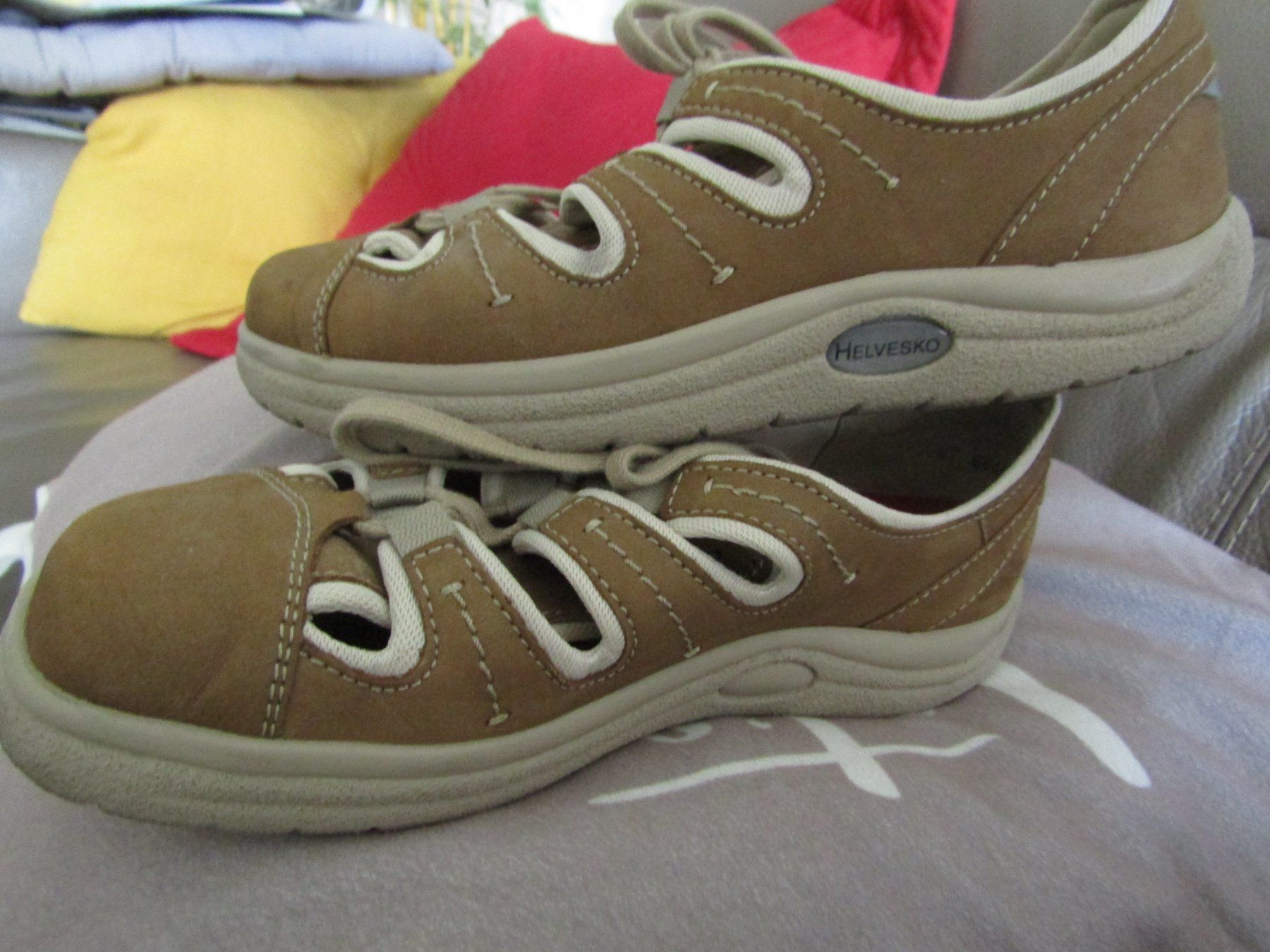 Helvesko Damenschuhe: chaussures d'été HELVESKO point. 38 – Gebraucht aus Delémont von mamygateau 1