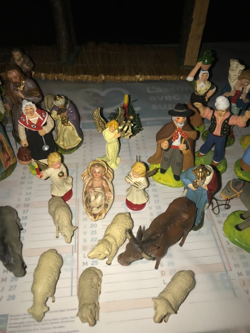 Toutes les décorations: Crèche "Noël" – D'occasion à PLAN-LES-OUATES par DUMONTBE 2