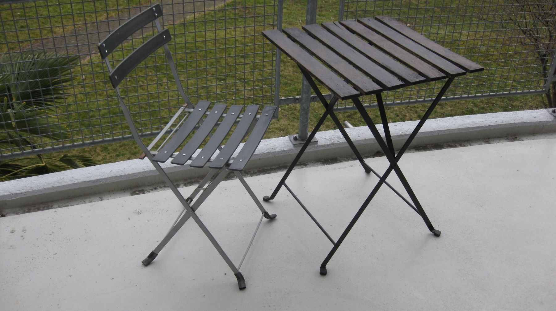 Tischset: Gartentisch mit Stuhl – Gebraucht aus Nussbaumen AG von Daddy5