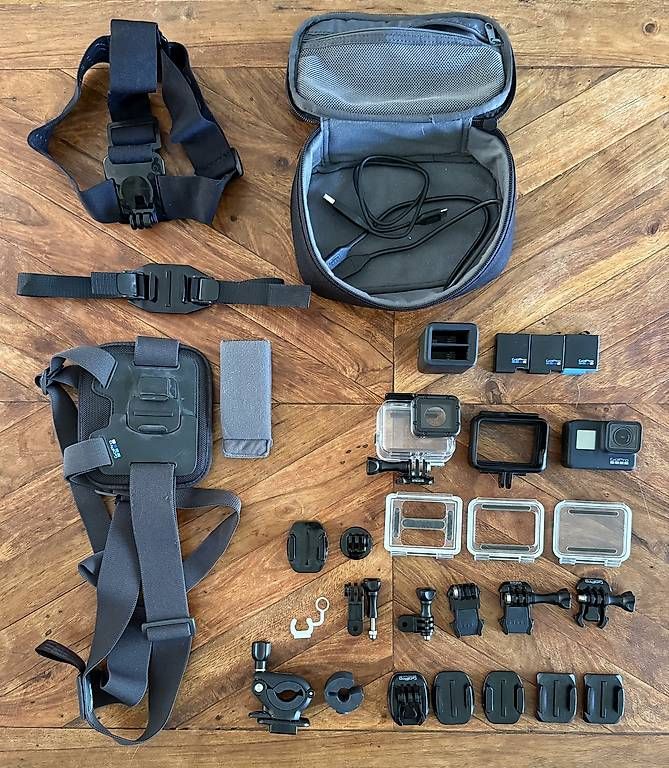 Gopro Action Cam: Go Pro Hero 7 + accessoires – Usato da Nyon venduto da nam_qd8v 1