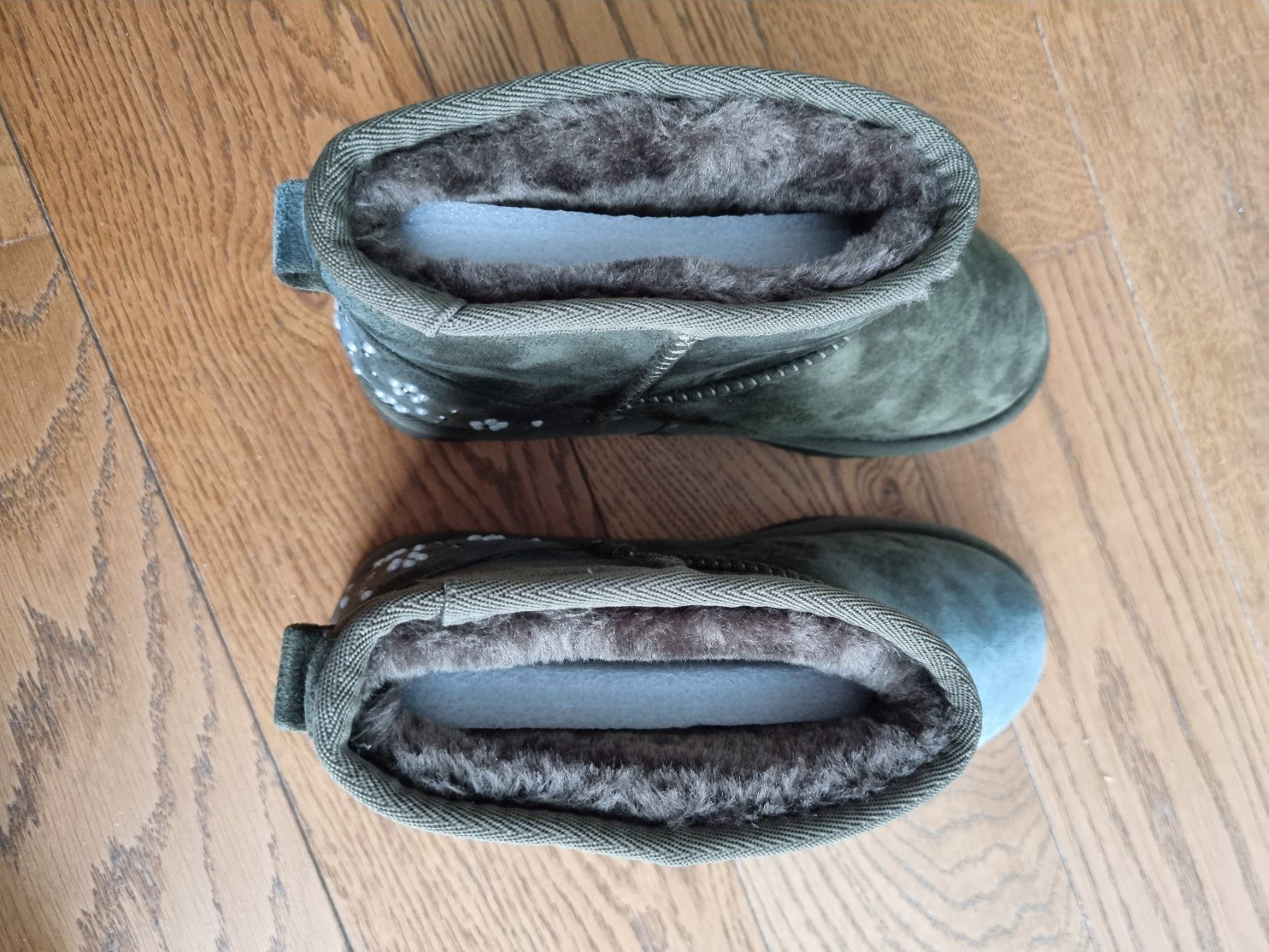 Chaussures femmes: Winterstiefel Neu Kunstfell Gr 39 – Neuf avec emballage d'origine à Bassersdorf par Sandy456 4