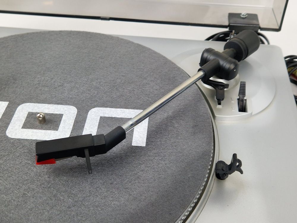 Giradischi: ION LP 2 FLASH Turntable – USB / SD Digitizer - Record – Difettoso da Zürich venduto da TrainLine 3