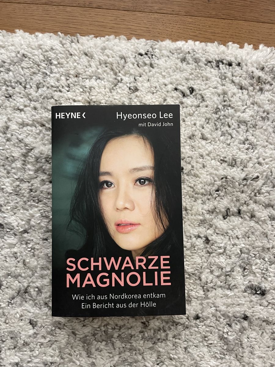 Libri: Hyeonseo Lee- Schwarze Magnolie – Usato da Thalwil venduto da ana_d7qr