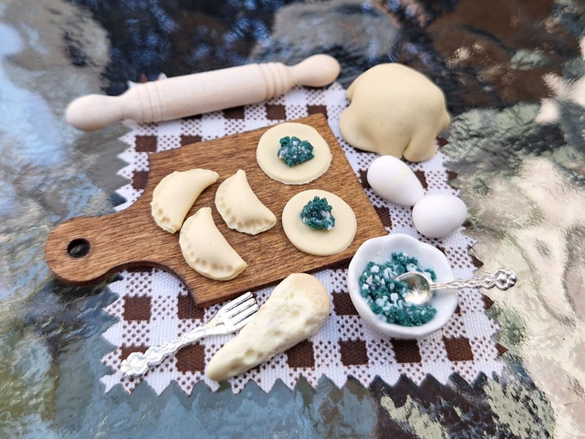 Case e mobili per bambole: Handmade Spinat Ravioli Set, Parmesan – Nuovo (secondo la descrizione) da Zürich venduto da HandmadeTinyFood