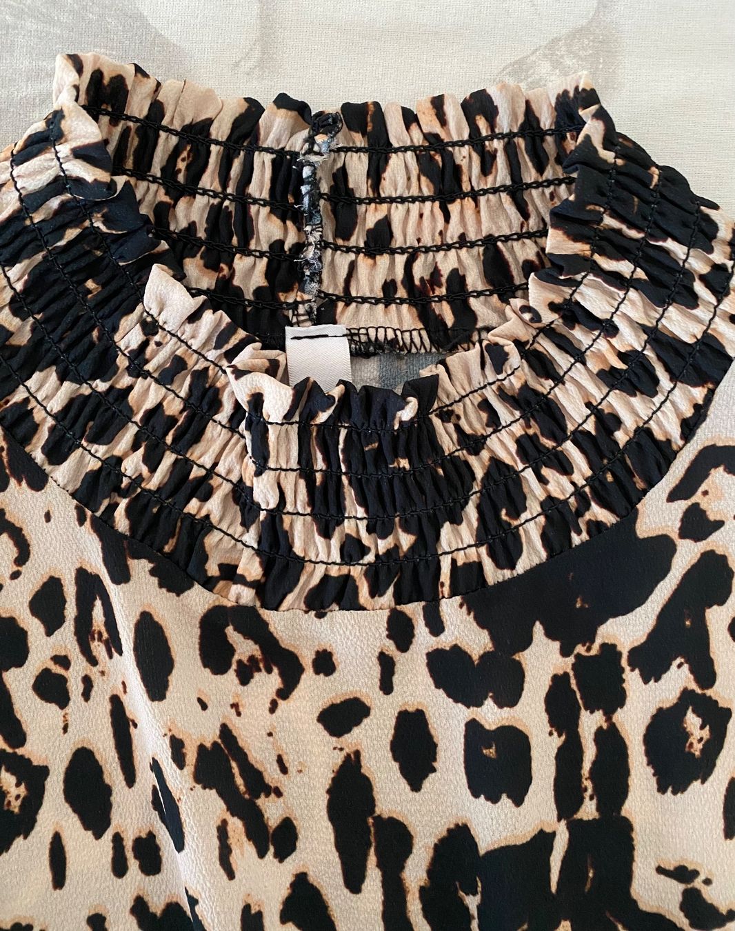 Kleider: Kleid in Schwarz/Beige, Gr. M/38 – Gebraucht aus Zürich von Maria2021 2