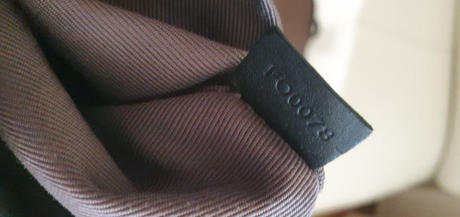 Louis Vuitton Borse da donna: LV Limited Edition Black Embossed Leather Speedy Cube 30 – Nuovo (secondo la descrizione) da Pratteln venduto da paejo 4