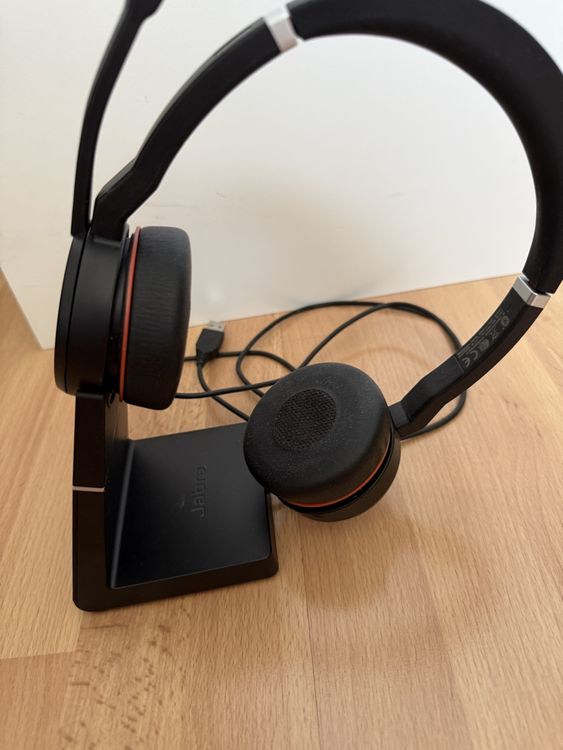 Jabra Kopfhörer: Jabra Evolve 65 Headset mit Ladestation - Top Zustand! – Gebraucht aus Aarburg von pesce17 1